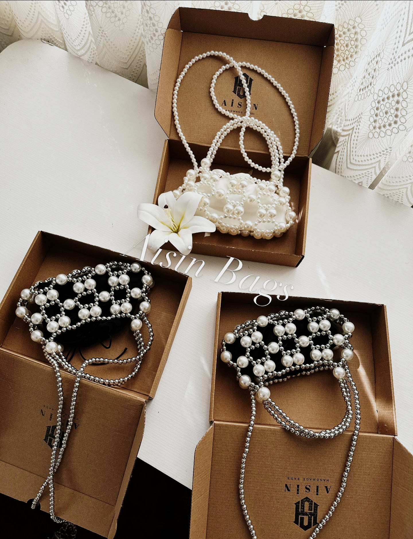 Aisin Pearl Bag